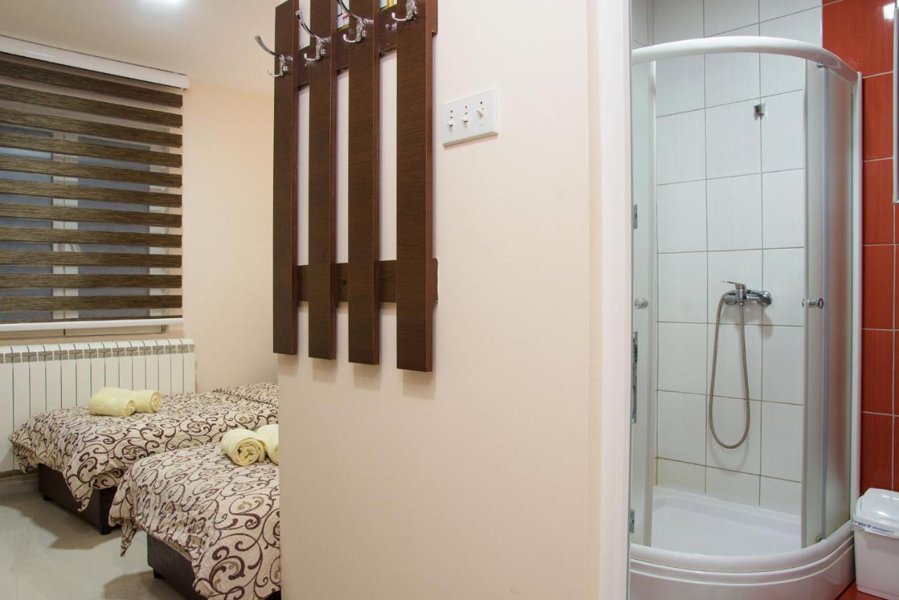 Guest House Centar Lux Zrenjanin Exterior foto