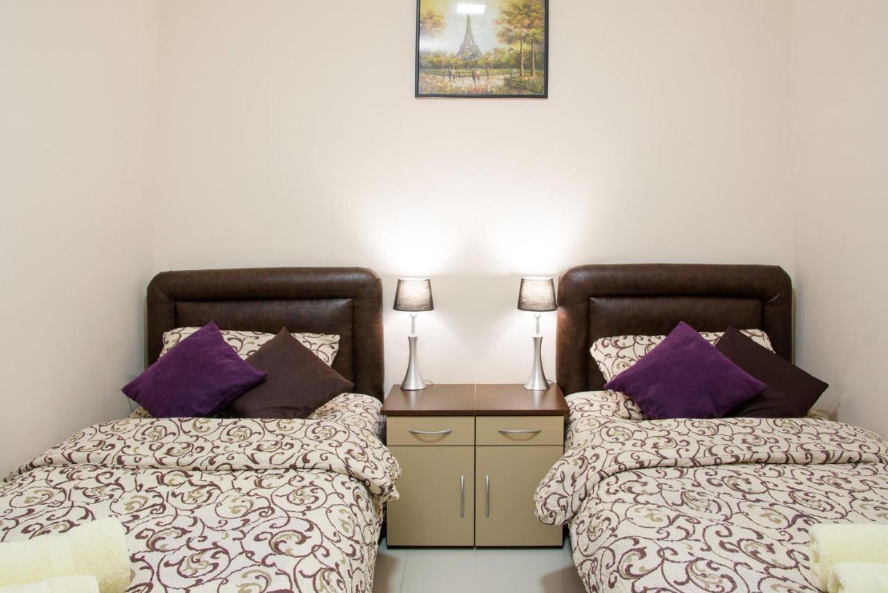 Guest House Centar Lux Zrenjanin Exterior foto